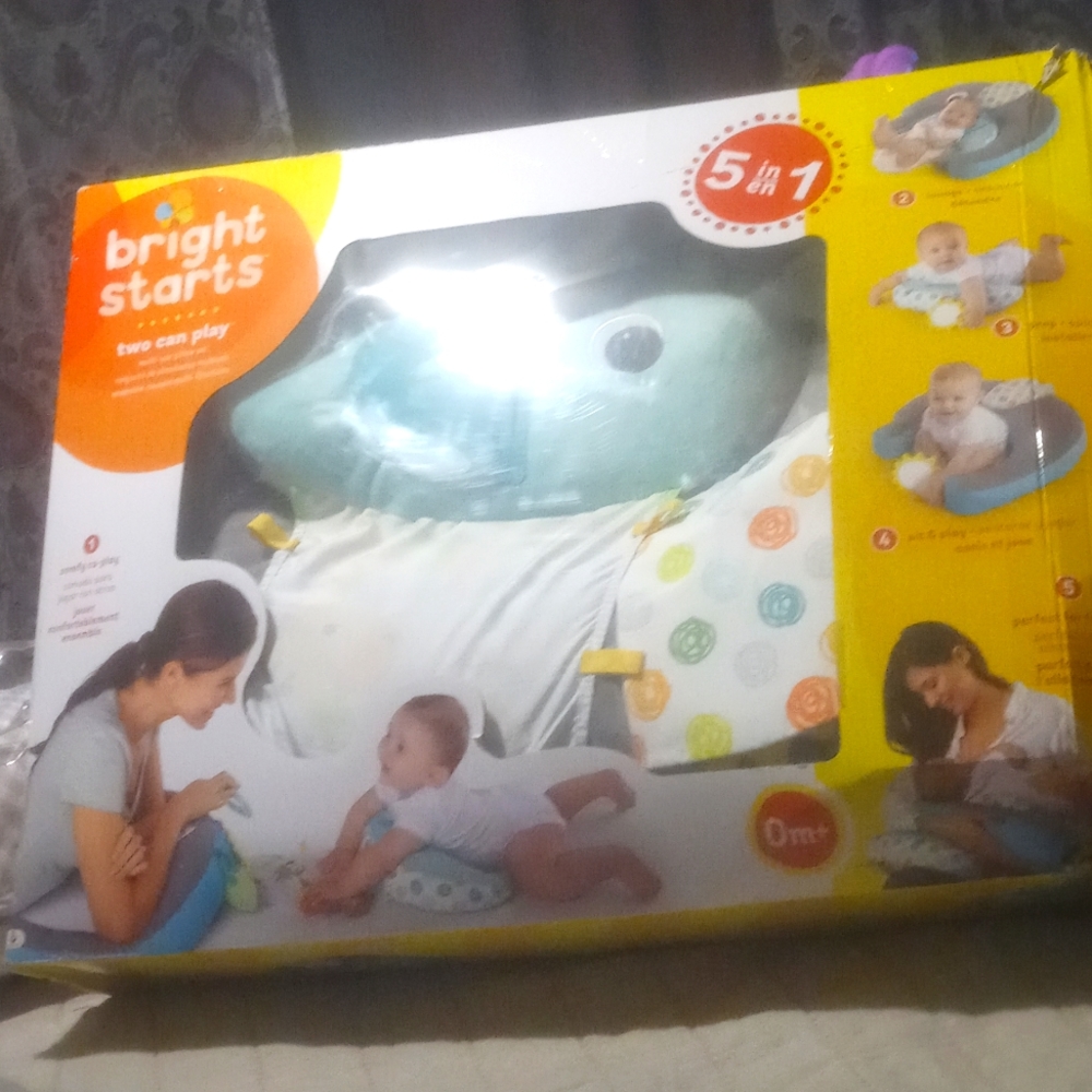 Multi use pillow set